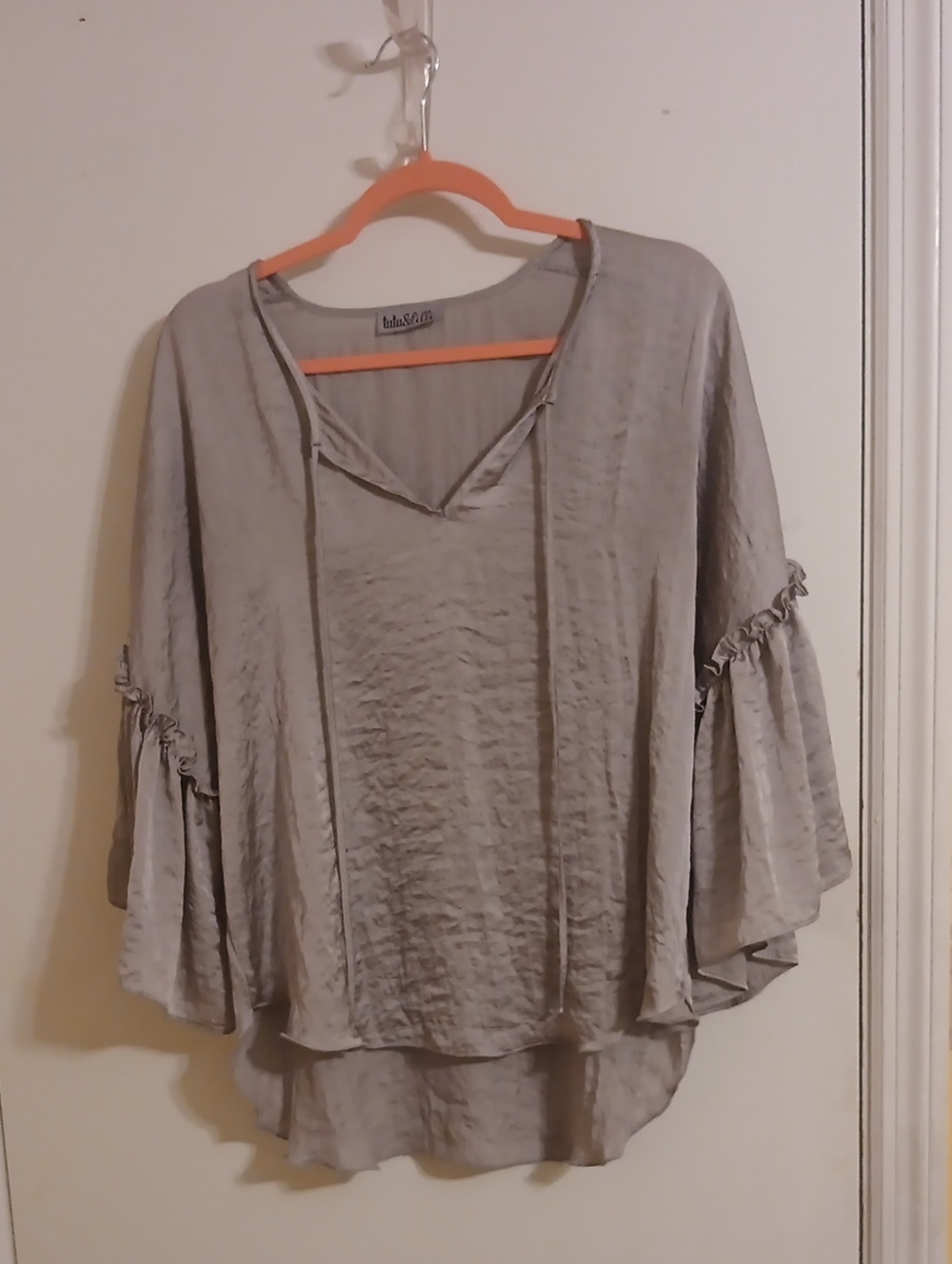 Thalia Sodi Silver Gray Ruffle Bell-Sleeve V-Neck Tunic